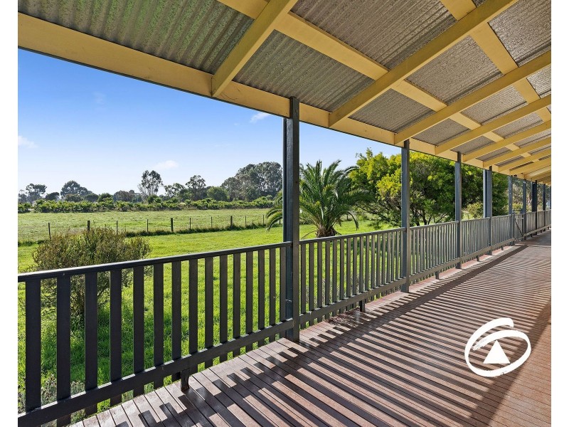 13 Latta Road, Nar Nar Goon VIC 3812
