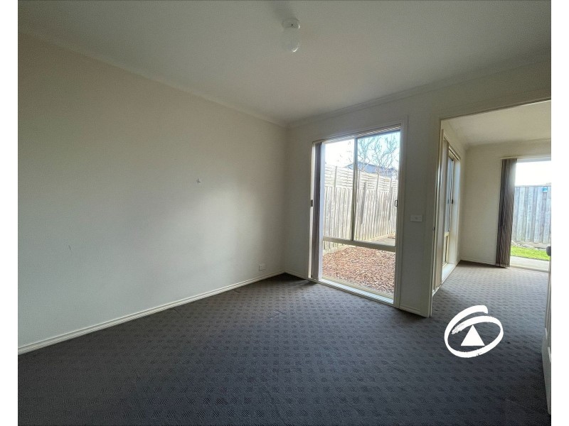 6/21-31 Parman Avenue, Pakenham VIC 3810