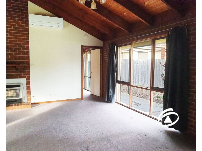 13 Heatherlea Crescent, Narre Warren VIC 3805