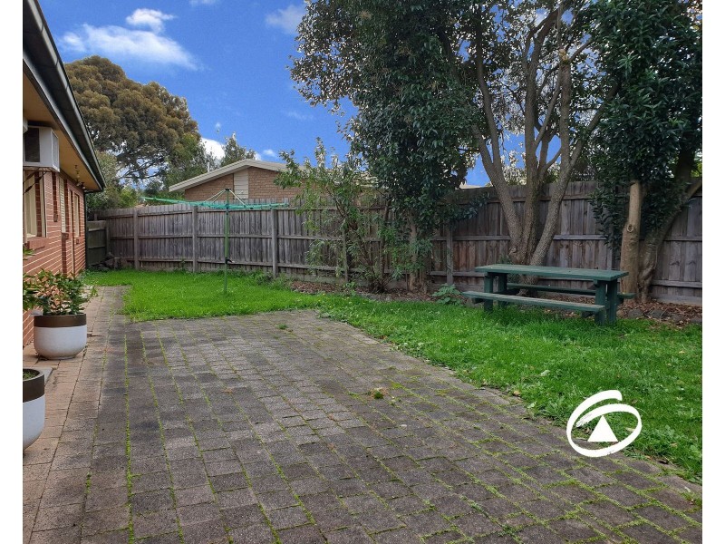 13 Heatherlea Crescent, Narre Warren VIC 3805