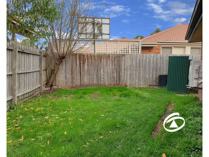 13 Heatherlea Crescent, Narre Warren VIC 3805