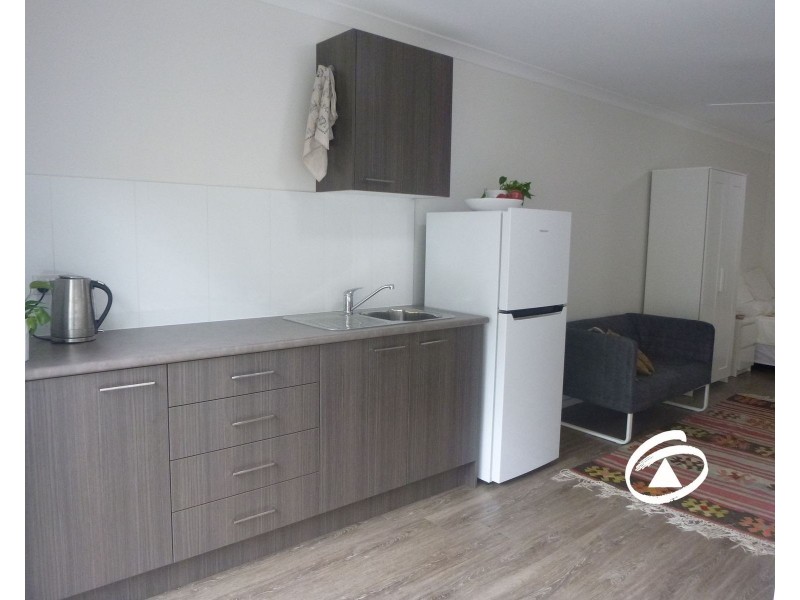 7/4 Cranbourne Drive, Cranbourne VIC 3977