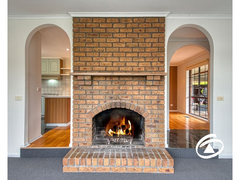 16 Andene Drive, Narre Warren VIC 3805