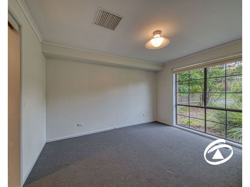 16 Andene Drive, Narre Warren VIC 3805