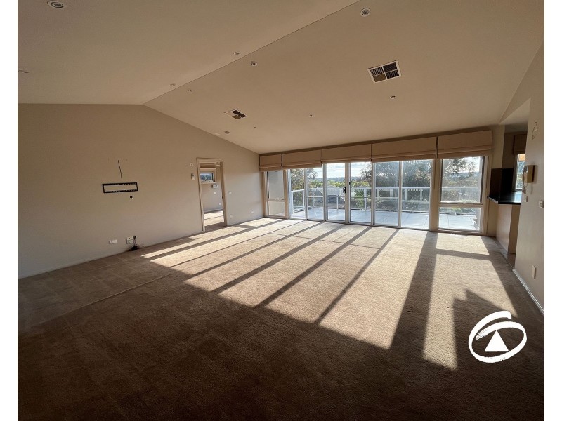 93 Marisa Crescent, Berwick VIC 3806