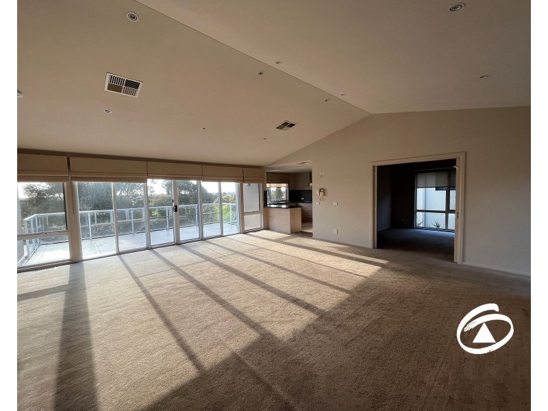 93 Marisa Crescent, Berwick VIC 3806