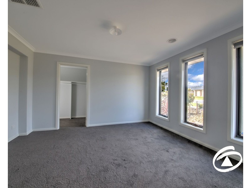 39 Bona Vista Rise, Clyde VIC 3978