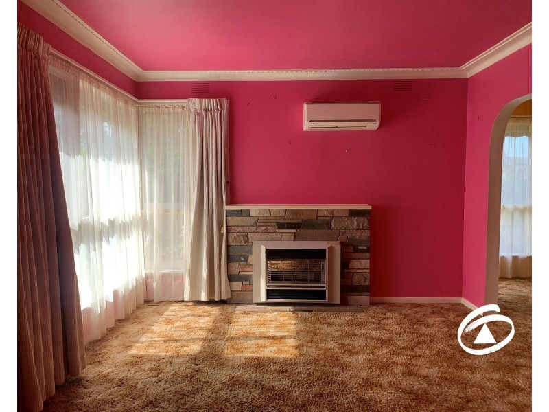 6 Savage Street, Pakenham VIC 3810