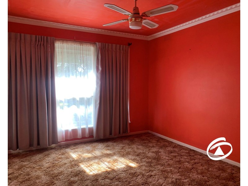 6 Savage Street, Pakenham VIC 3810