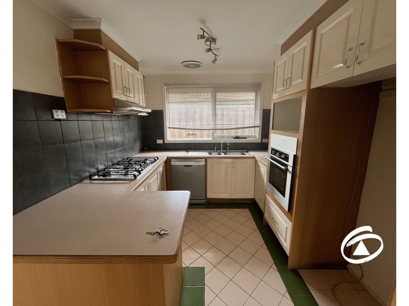 4 Filomena Court, Cranbourne North VIC 3977