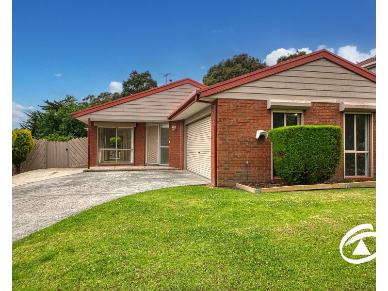 12 Lodge Crescent, Berwick VIC 3806