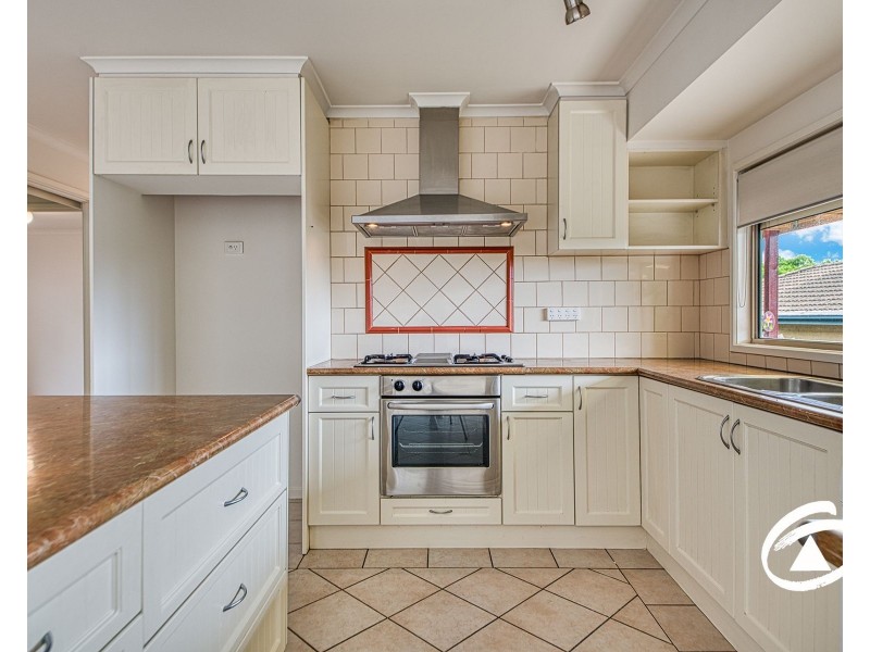 12 Lodge Crescent, Berwick VIC 3806