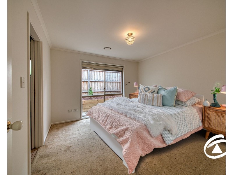 12 Lodge Crescent, Berwick VIC 3806