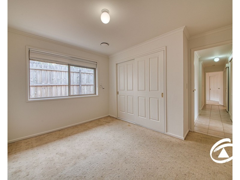 12 Lodge Crescent, Berwick VIC 3806