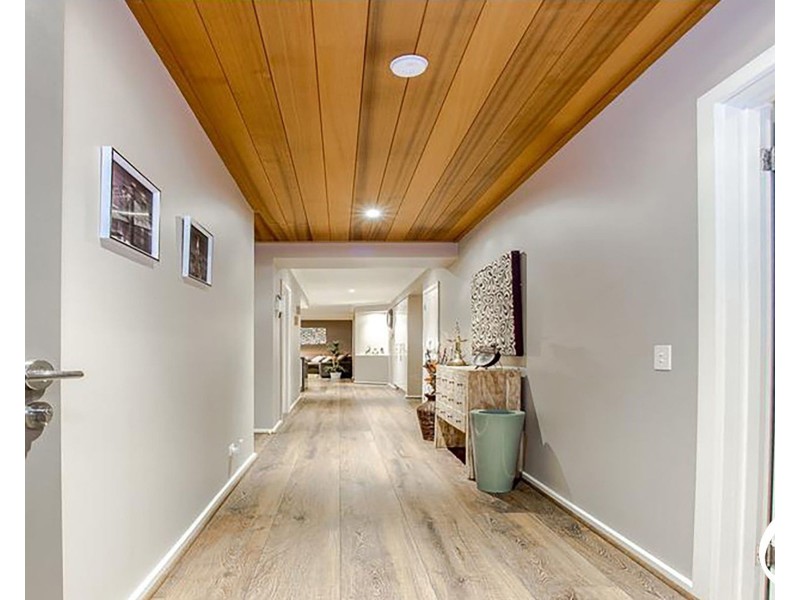 14 Hermes Avenue, Cranbourne West VIC 3977