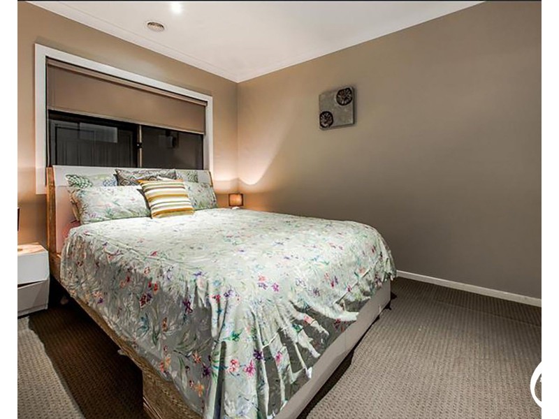 14 Hermes Avenue, Cranbourne West VIC 3977