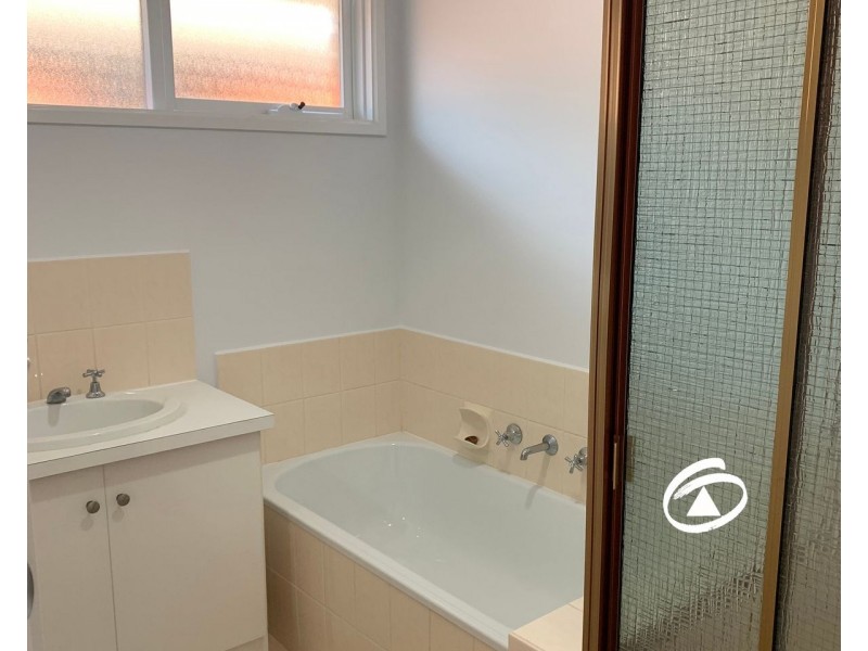 2 Elizabeth Court, Narre Warren VIC 3805