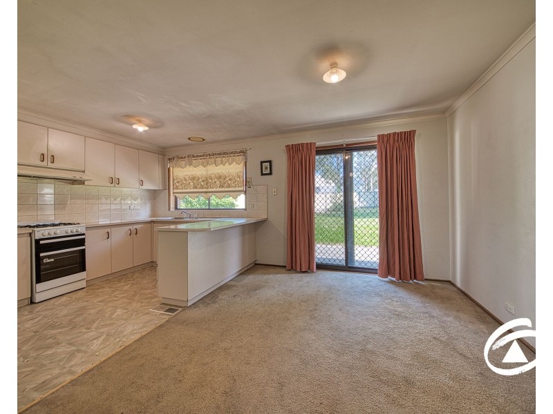 6 Thornton Close, Hallam VIC 3803