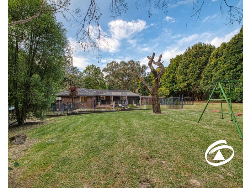 9 Lenne Street, Beaconsfield Upper VIC 3808