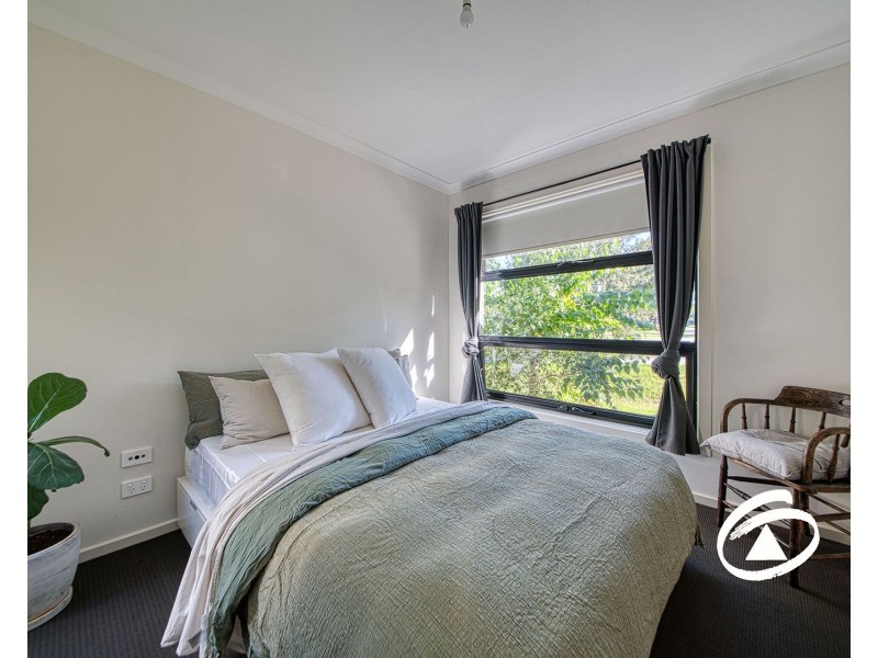 11 Fadden Mews, Officer VIC 3809