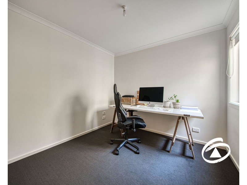 11 Fadden Mews, Officer VIC 3809