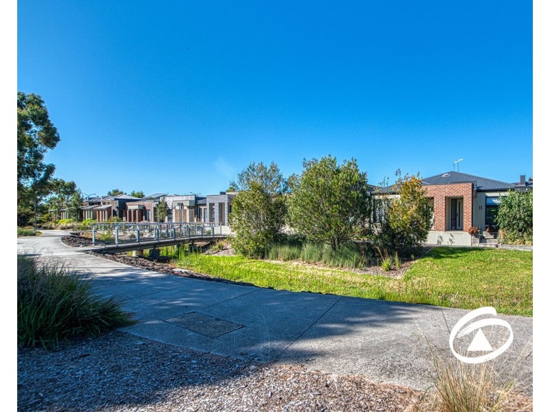 11 Fadden Mews, Officer VIC 3809