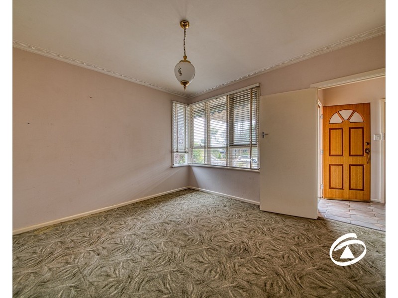 8 William Avenue, Hallam VIC 3803