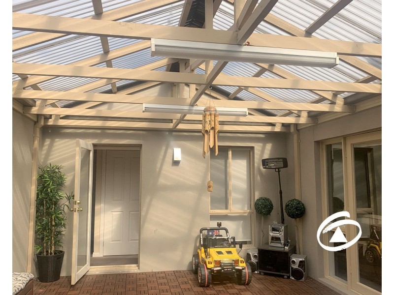 18 Sunview Place, Berwick VIC 3806