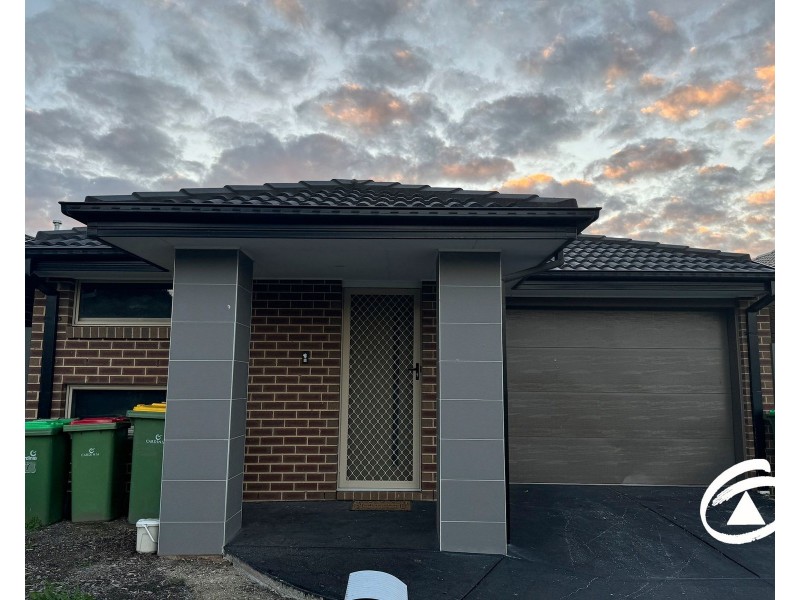 47 Pinnacle Drive, Pakenham VIC 3810