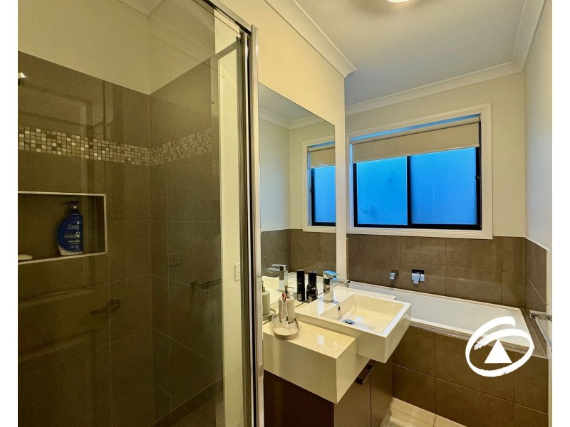 3 Tilia Drive, Cranbourne North VIC 3977