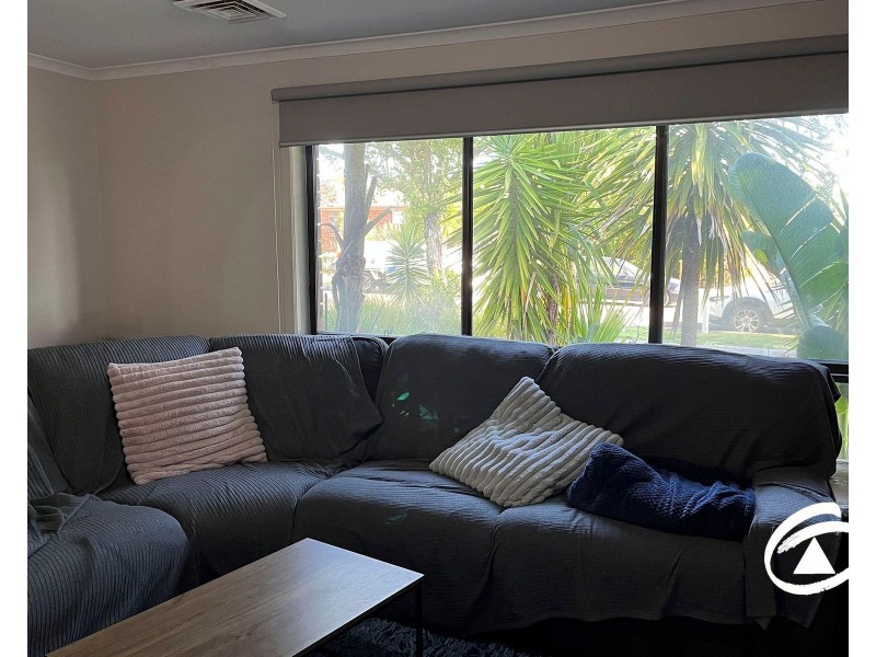 2 Ireland Avenue, Narre Warren VIC 3805