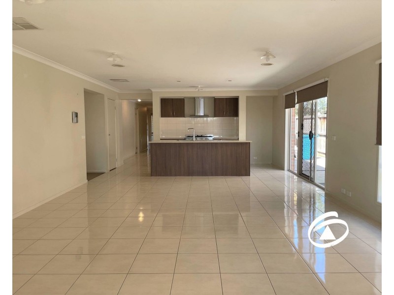 2 Livida Circuit, Lyndhurst VIC 3975