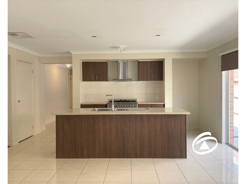2 Livida Circuit, Lyndhurst VIC 3975