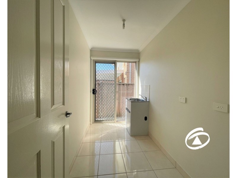 2 Livida Circuit, Lyndhurst VIC 3975