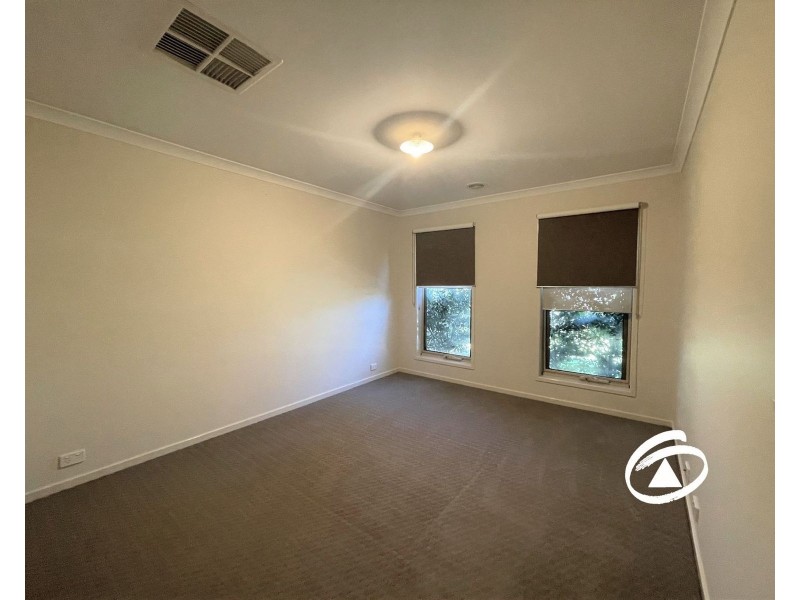 2 Livida Circuit, Lyndhurst VIC 3975