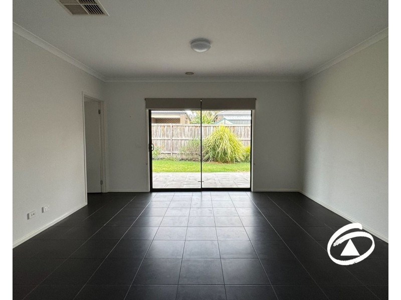 9 Manhattan Drive, Officer VIC 3809