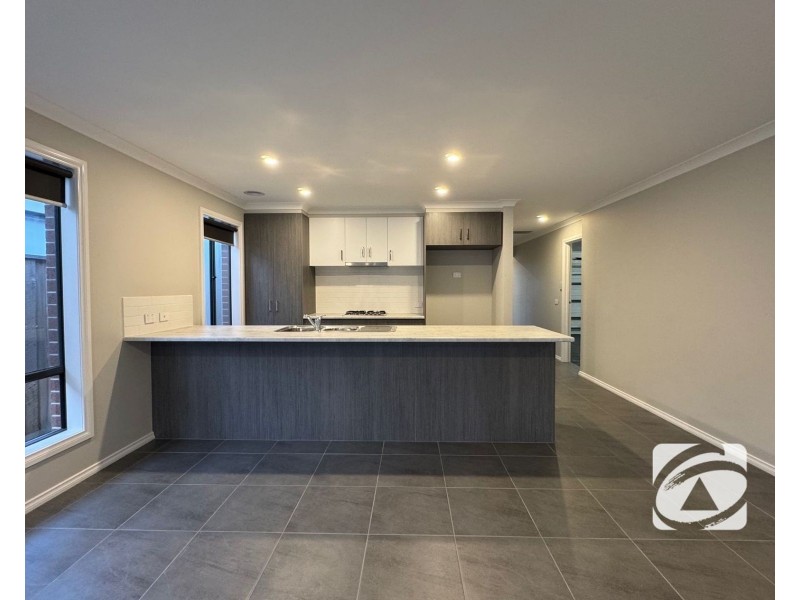55 Fairweather Street, Clyde VIC 3978