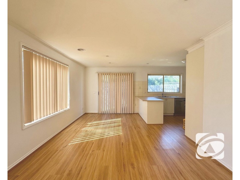 2/74 Murray Crescent, Rowville VIC 3178