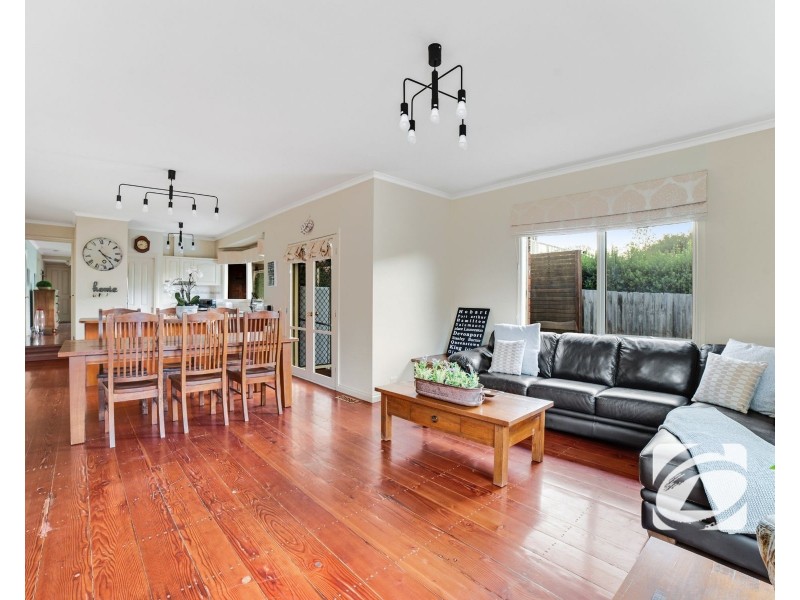 64 The Boulevard, Narre Warren South VIC 3805