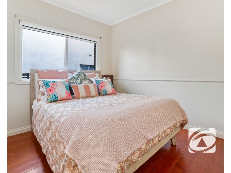 64 The Boulevard, Narre Warren South VIC 3805