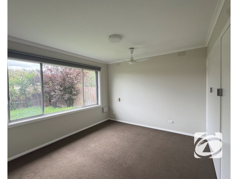 1 Wadsley Avenue, Pakenham VIC 3810