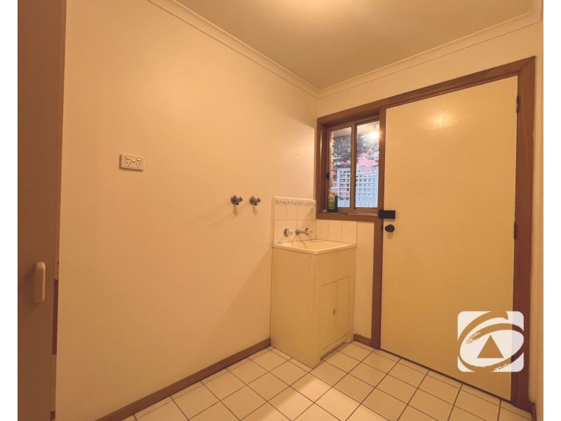 2/20 Temby Close, Endeavour Hills VIC 3802