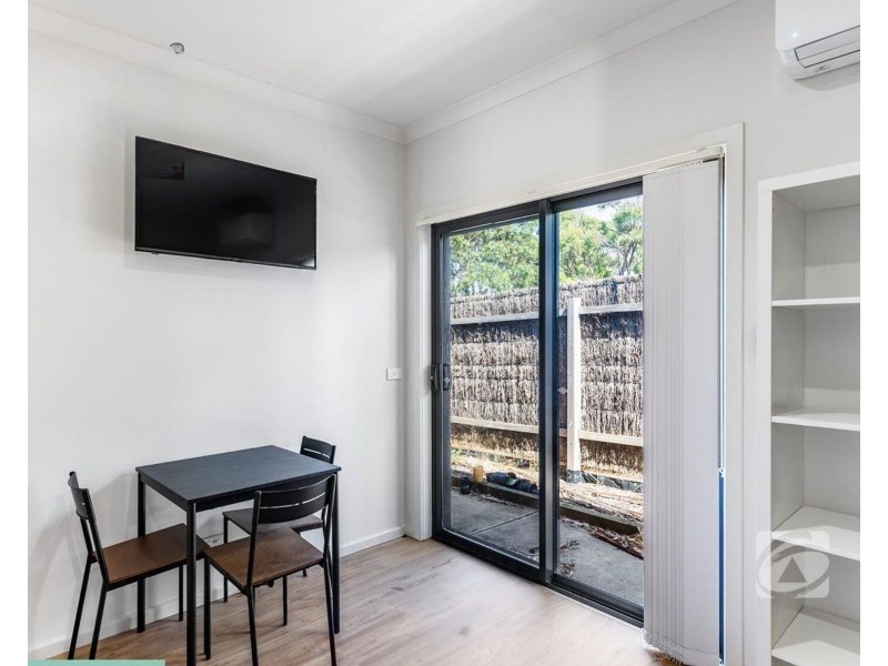 2/1 Beaconsfield Court, Somerville VIC 3912