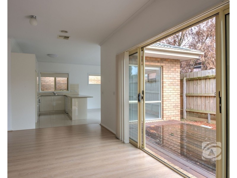 1/1397 High Street Road, Wantirna South VIC 3152
