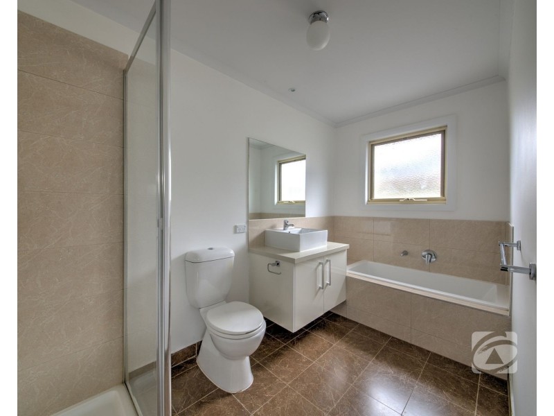 1/1397 High Street Road, Wantirna South VIC 3152