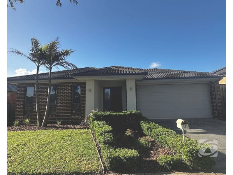 30 Hackney Circuit, Clyde North VIC 3978