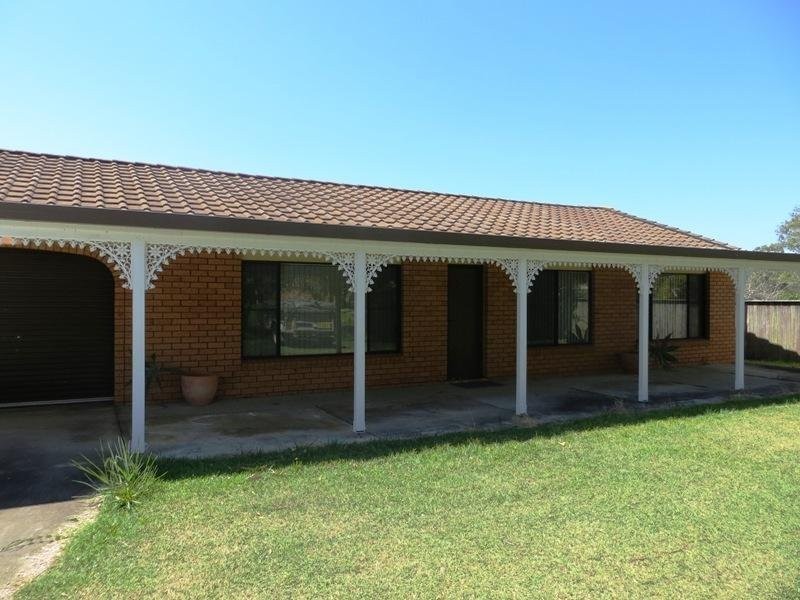 11 Raleigh Street, Scotts Head NSW 2447