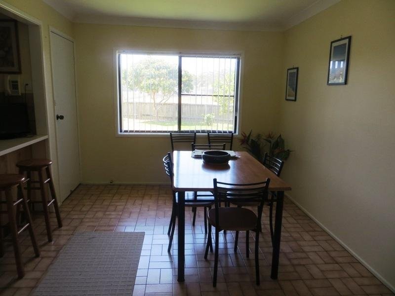 11 Raleigh Street, Scotts Head NSW 2447