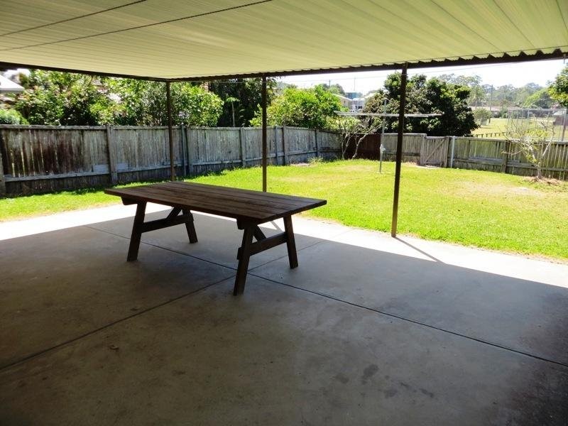 11 Raleigh Street, Scotts Head NSW 2447