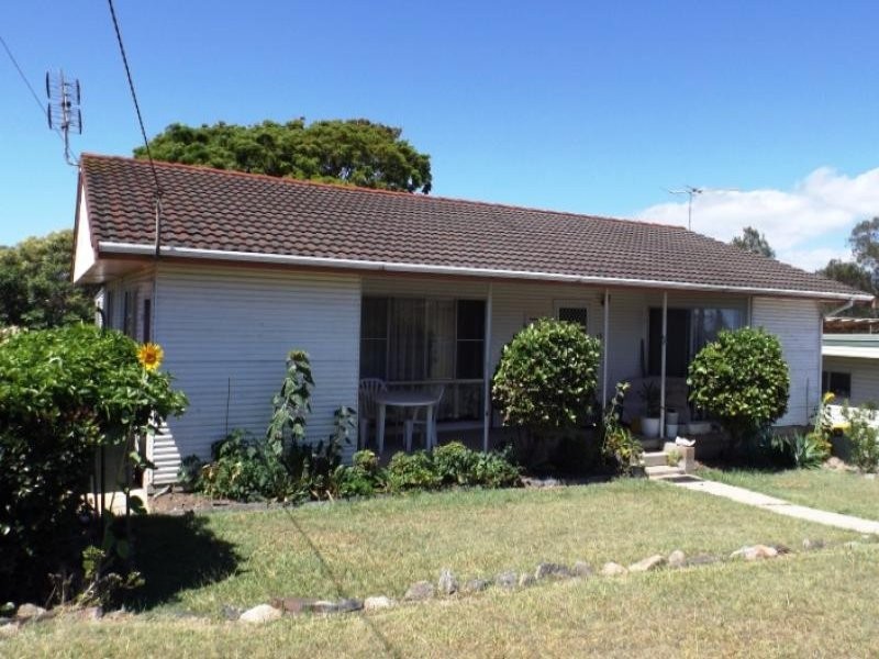 15 South Pacific  Drive, Scotts Head NSW 2447